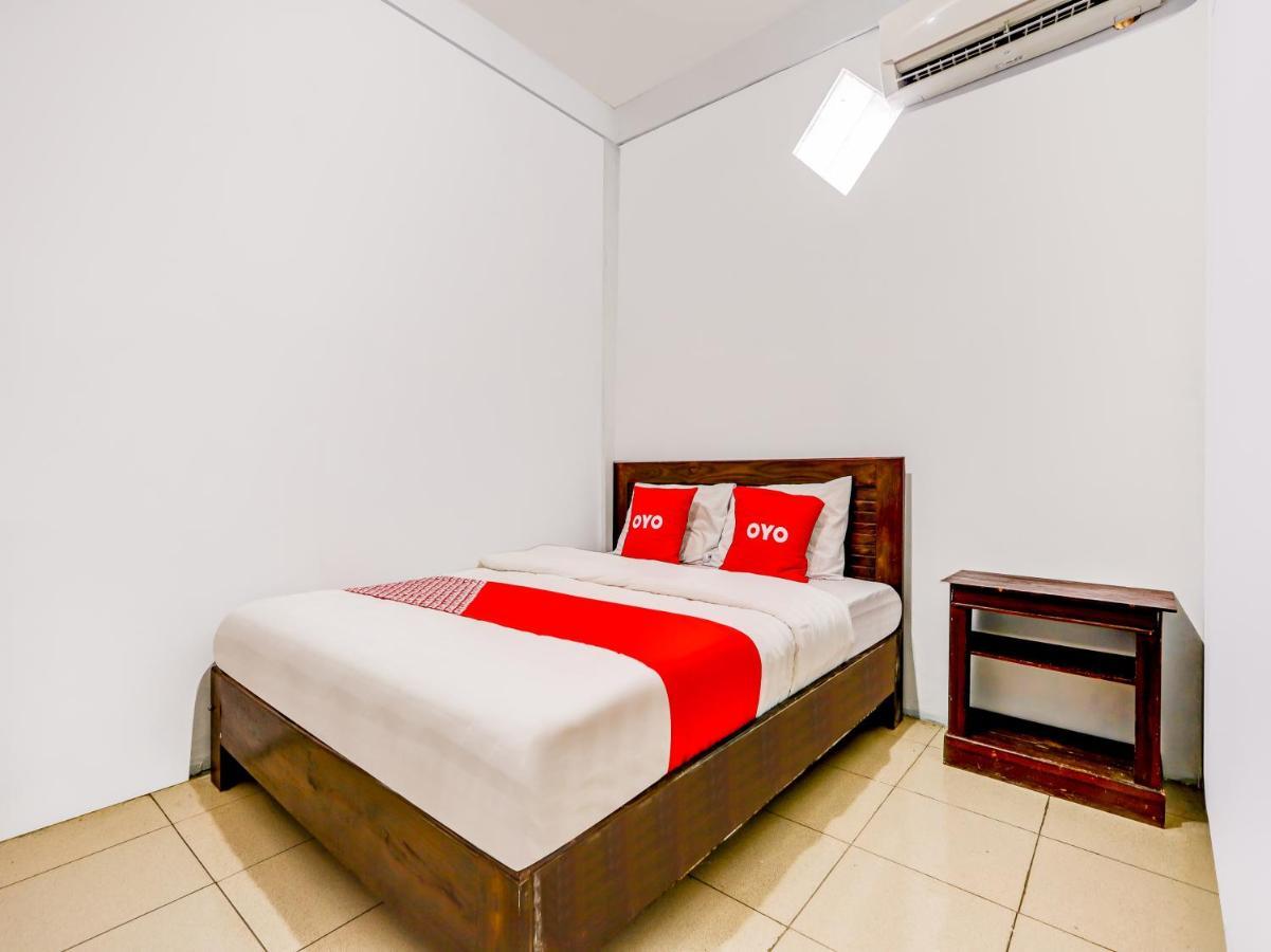 Oyo 90051 Guest House Parangtritis Εξωτερικό φωτογραφία