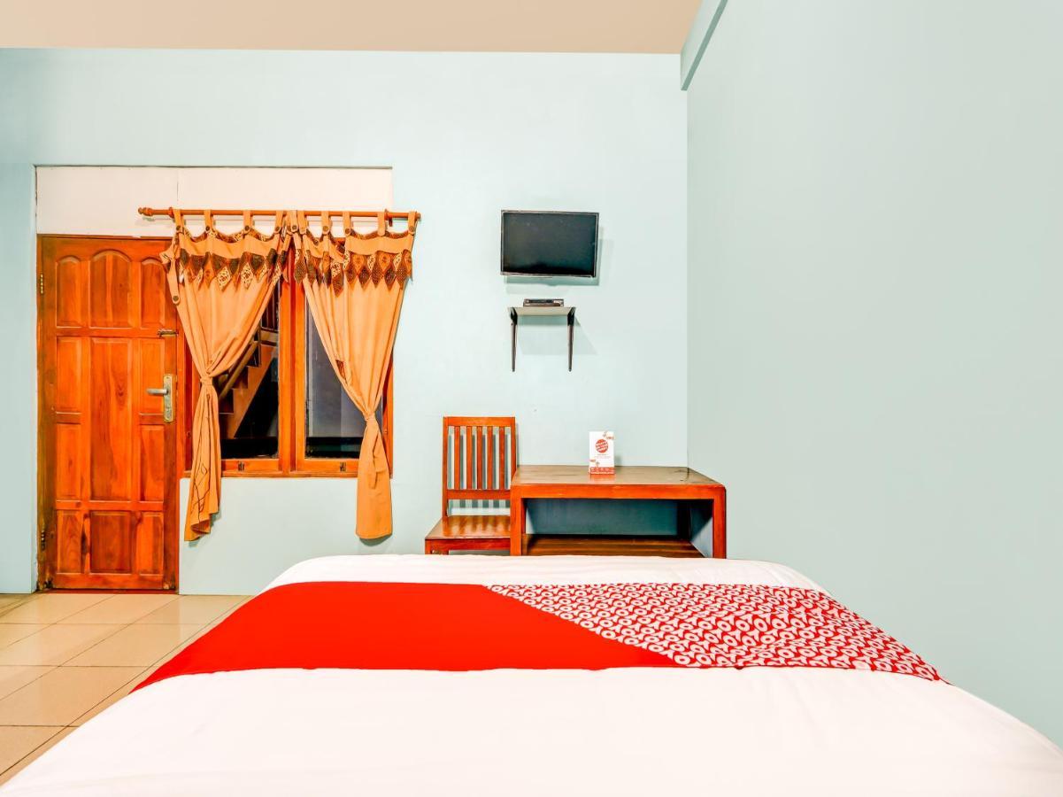 Oyo 90051 Guest House Parangtritis Εξωτερικό φωτογραφία