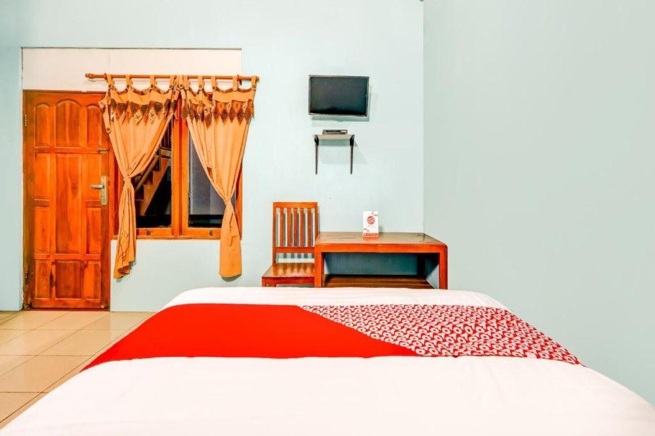 Oyo 90051 Guest House Parangtritis Εξωτερικό φωτογραφία